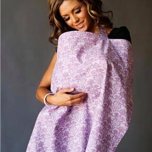 NEW -  Udder Covers Nursing Cover